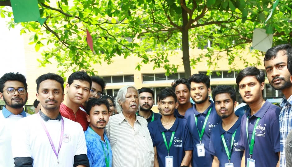ডা. জাফরুল্লাহ চৌধুরীকে ঘিরে দুটি ফটোগ্রাফি সংগঠন